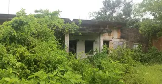 কুষ্টিয়ায় পরিত্যক্ত কোয়ার্টার থেকে নারীর মরদেহ উদ্ধার